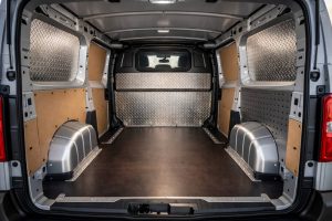 Peugeot Expert Panelvan Kaplama Çözümleri