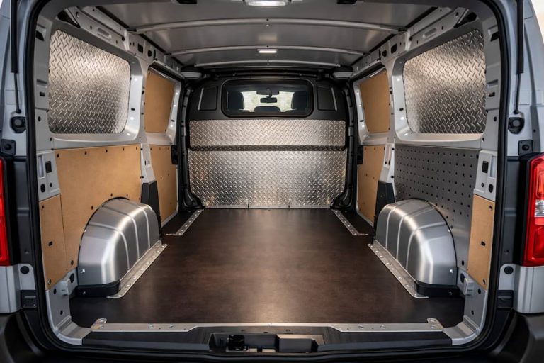 Peugeot Expert Panelvan Kaplama Çözümleri