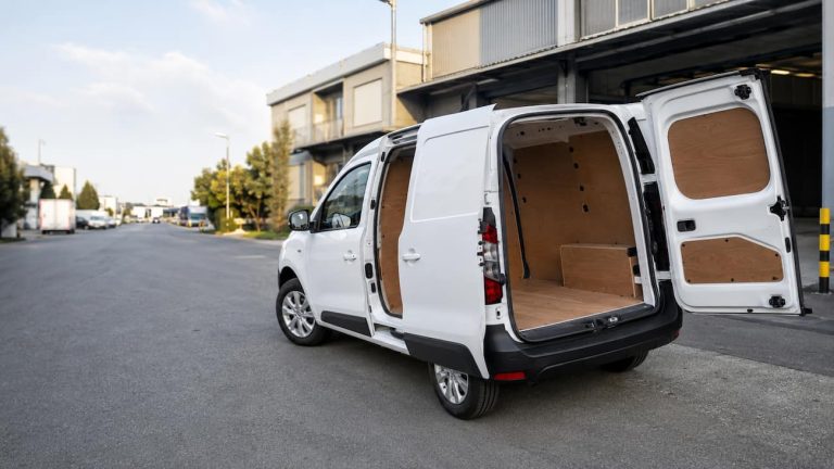 Renault Express Panelvan Kaplama